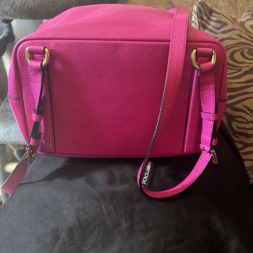 Stunning Barbie Pink Leather Dolce & Gabbana Backpack with gold hardware - Picture 6 of 12